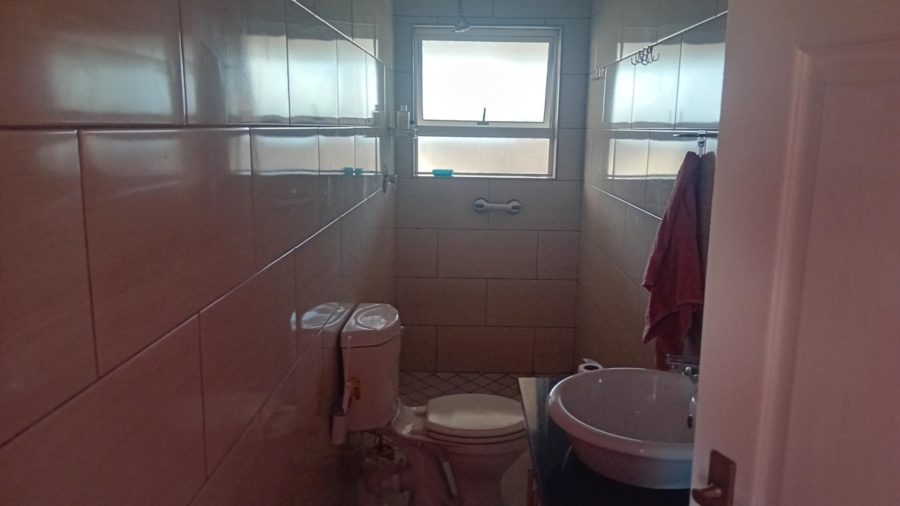 5 Bedroom Property for Sale in Bluewater Bay Western Cape